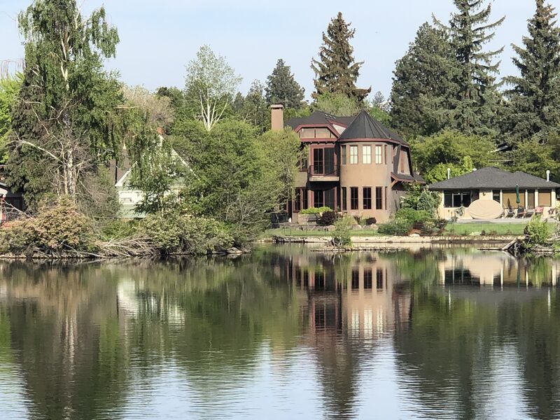 Bend Vacation Rentals Top Bend Vacation Homes Cabins For Rent