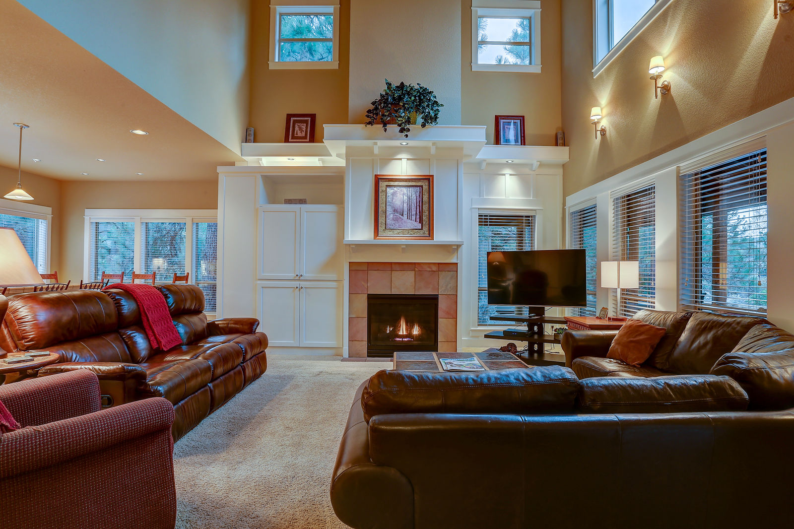 Bend Vacation Rentals with a Fireplace